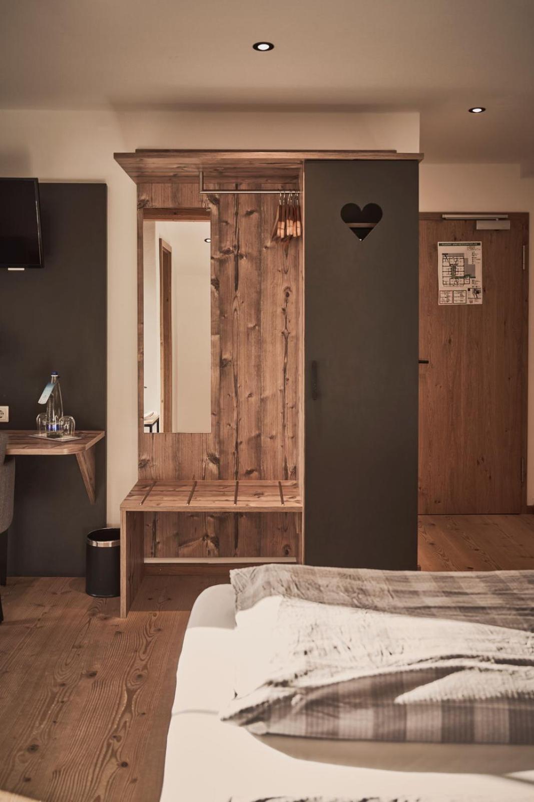 Rait'Ner Wirt Hotel Schleching Buitenkant foto