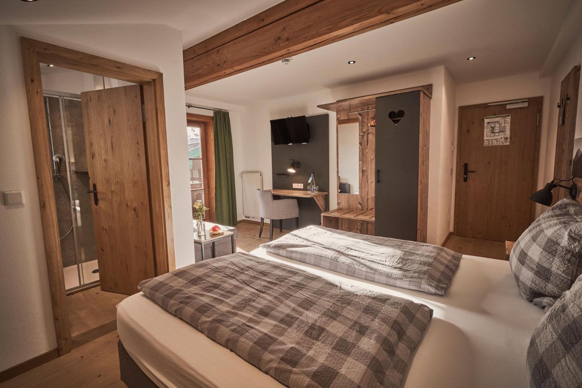 Rait'Ner Wirt Hotel Schleching Buitenkant foto