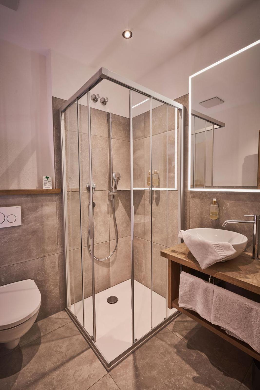 Rait'Ner Wirt Hotel Schleching Buitenkant foto